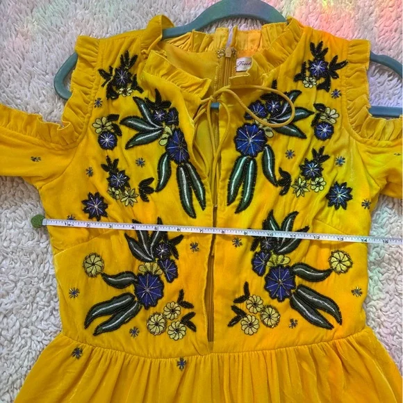 Anthropology Frock & Frill yellow velvet cold-shoulder dress w floral embroidery - Picture 12 of 15